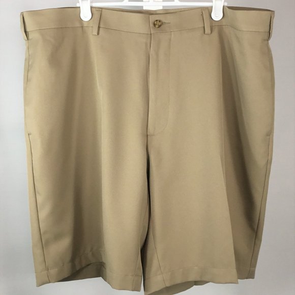 Pro Tour Golf Shorts - Picture 1 of 2